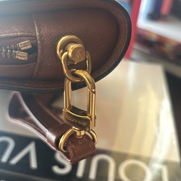 EUC Louis Vuitton Orsay Monogram Bag - Picture 8 of 11